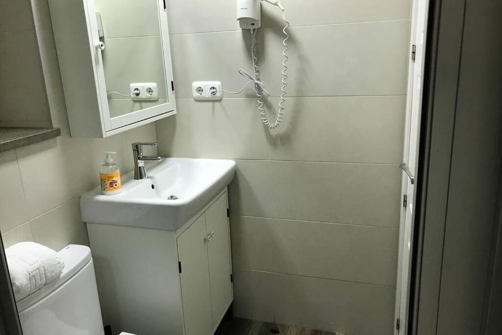 شقة Bonito Apartamento Junto A Paseo De La Bomba غرناطة المظهر الخارجي الصورة
